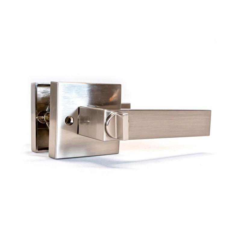 Cerradura-de-manija-para-baño-cromada-Yale-9054