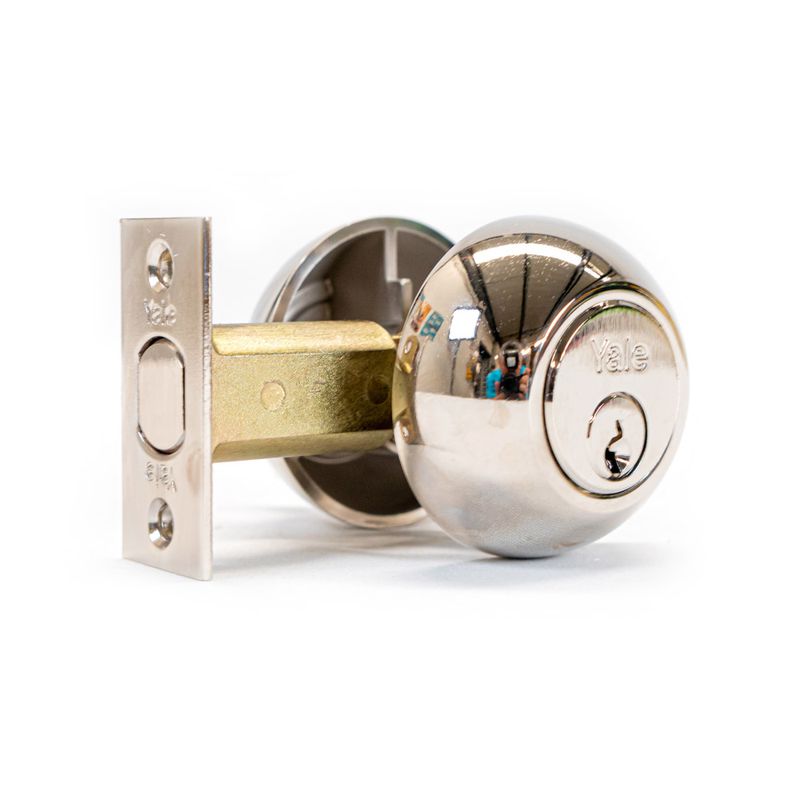 Chapa-de-seguridad-cromo-con-llace-mariposa-Yale-170