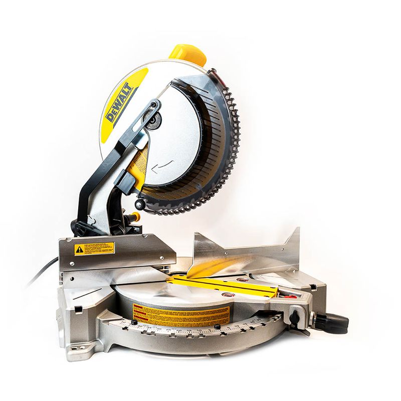 Sierra-ingletadora-DeWalt-DW715-con-un-cartabon-de-12-pulgadas-15-A