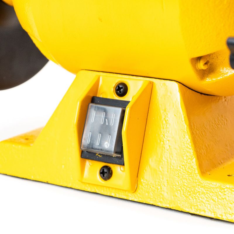 Esmeril-De-Banco-Profesional-De-6-12-Hp-375W-Dewalt-DW752-B3