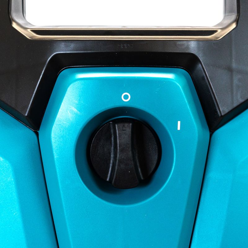 Hidrolavadora-autocebante-1740-psi-industrial-Makita-HW1200